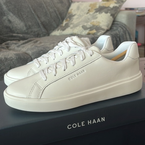 White Sneakers - Picture 4 of 9